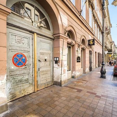 Paralello Universo-Supercentral By Nw Budapest Exterior photo